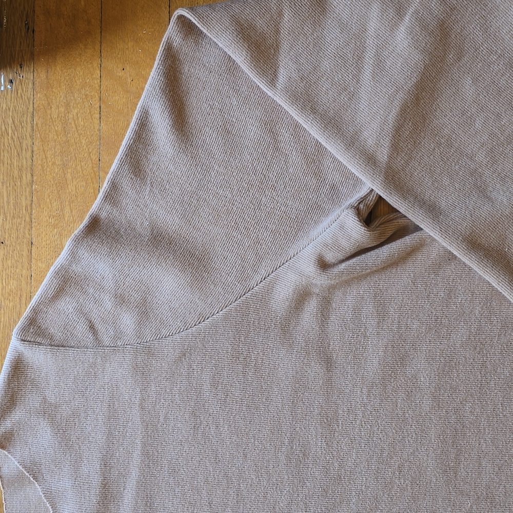 Zara Trafaluc, Camel, Knit Sweater, Boxy, Raw Edges, Flared Sleeve, Size L - Picture 9 of 11